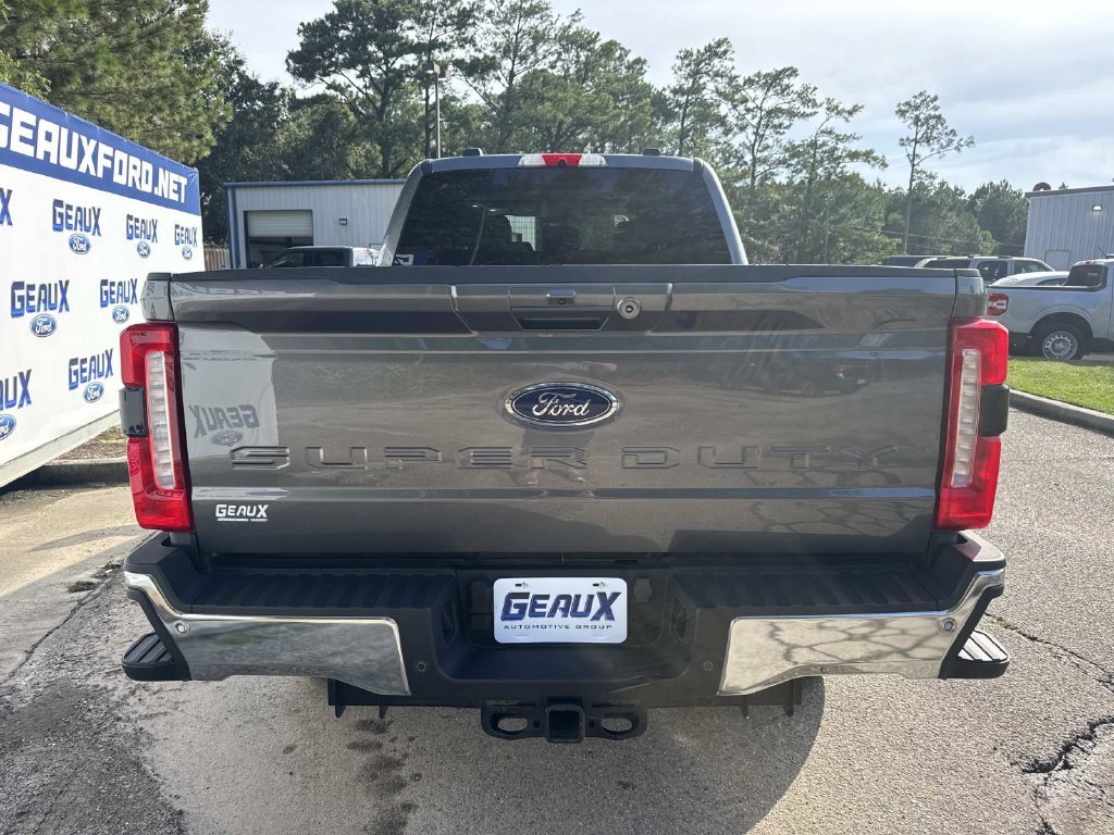 Used 2025 Gray Ford Lariat image 16