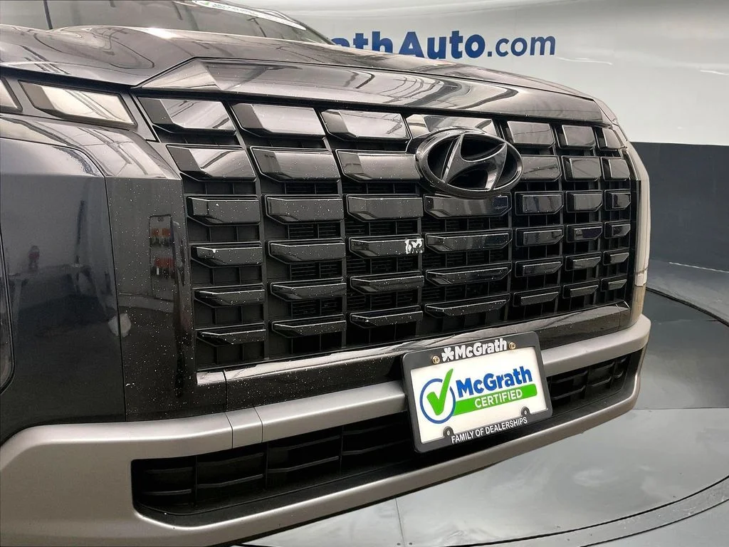 Certified Used 2025 White Hyundai SEL image 33