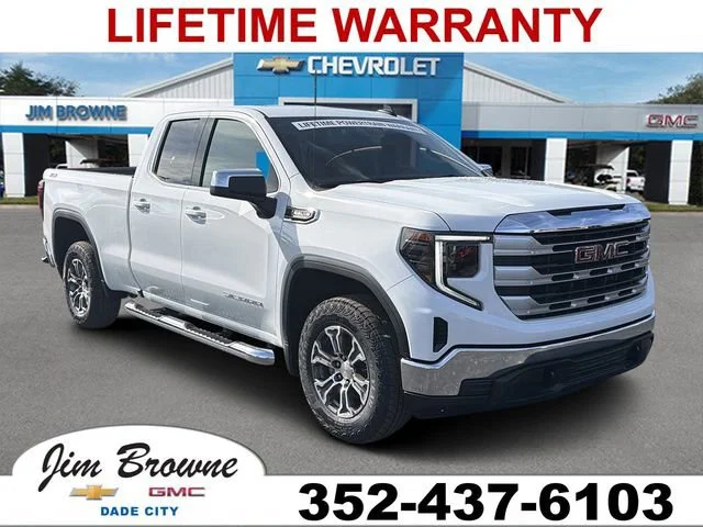 New 2026 Summit White GMC SLE image 1