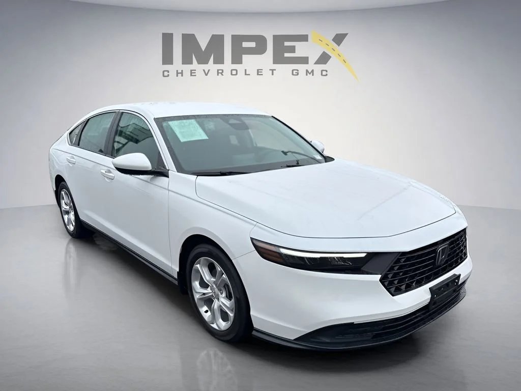Used 2024 White Honda LX image 7