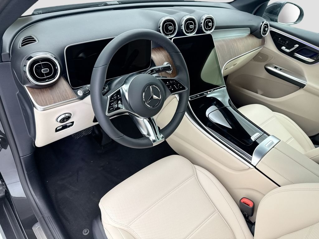 New 2026 Graphite Grey Metallic Mercedes-Benz GLC 300 image 10