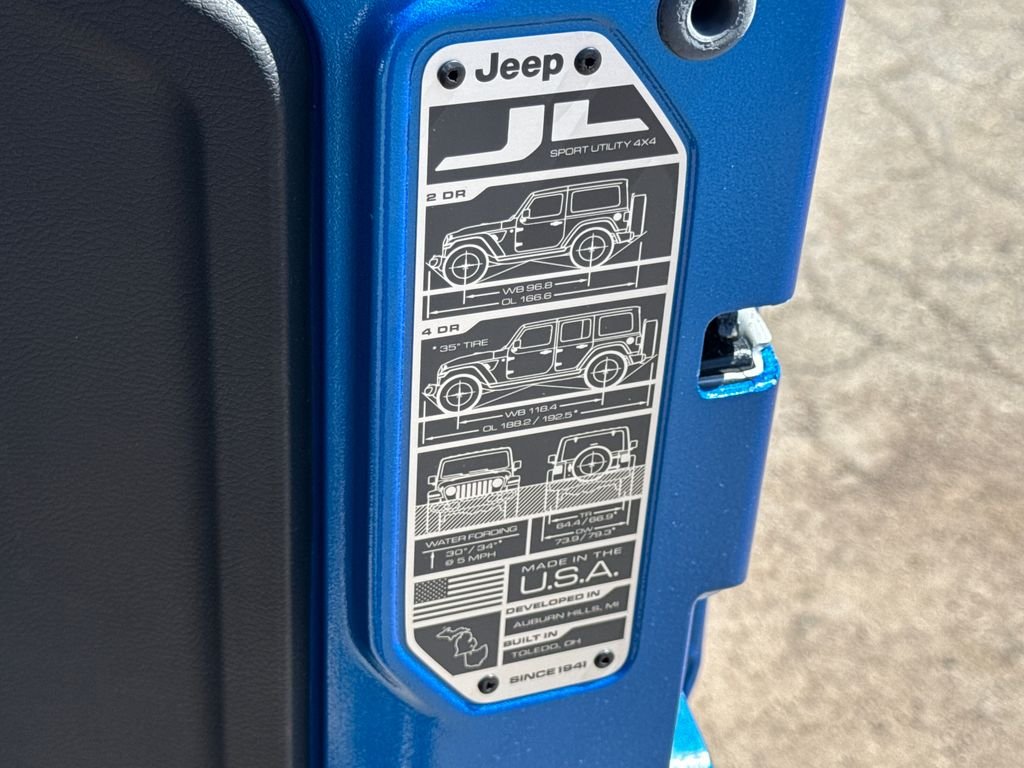 New 2026 Hydro Blue Pearlcoat Jeep Sport S image 11