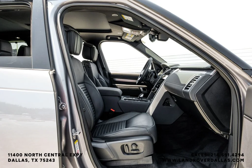 Used 2025 Eiger Gray Metallic Land Rover Dynamic SE image 39