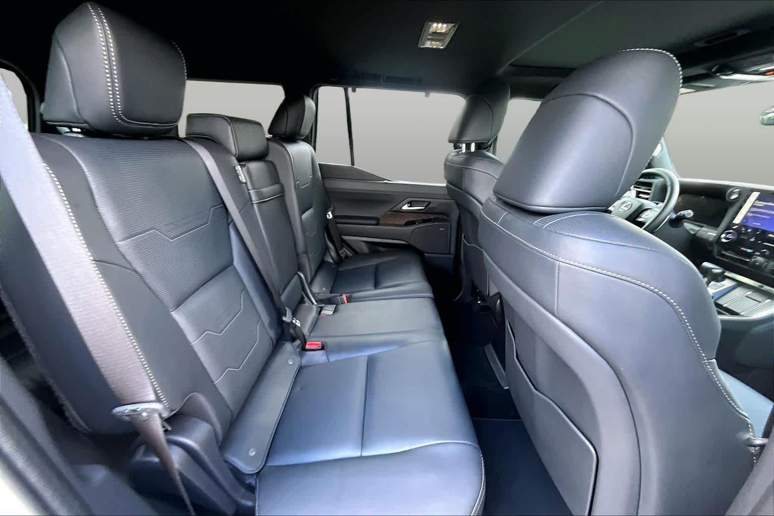 Used 2026 Eminent White Pearl Lexus Luxury image 20