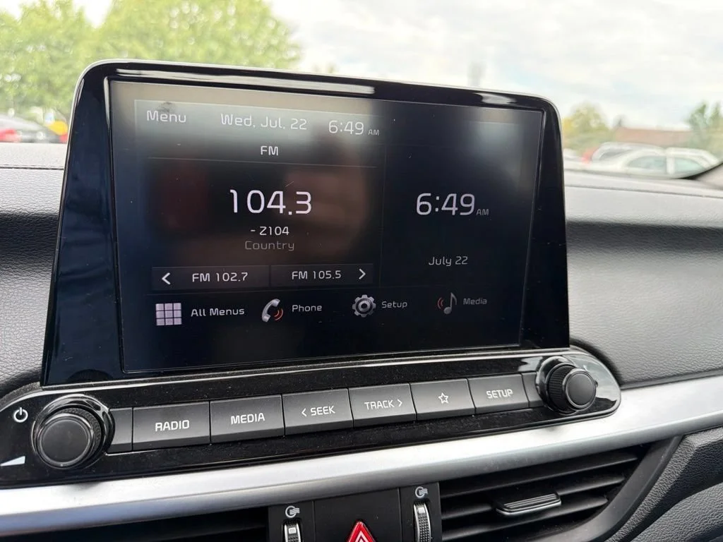Used 2024 Steel Gray Kia LXS image 20