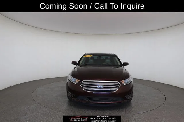 Used 2018 Red Ford SEL image 10