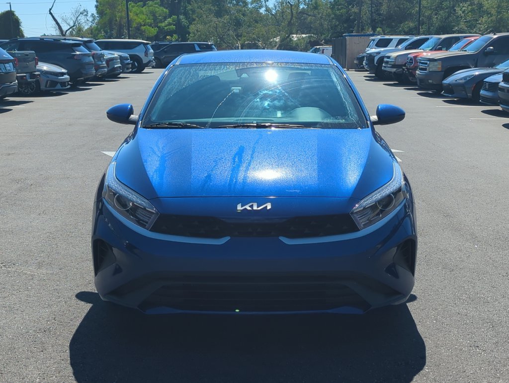 Used 2023 Blue Kia LXS image 10