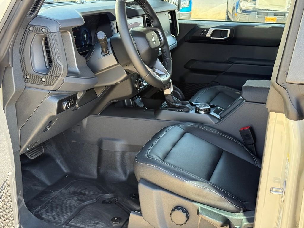 New 2026 Desert Sand Ford Badlands® image 5
