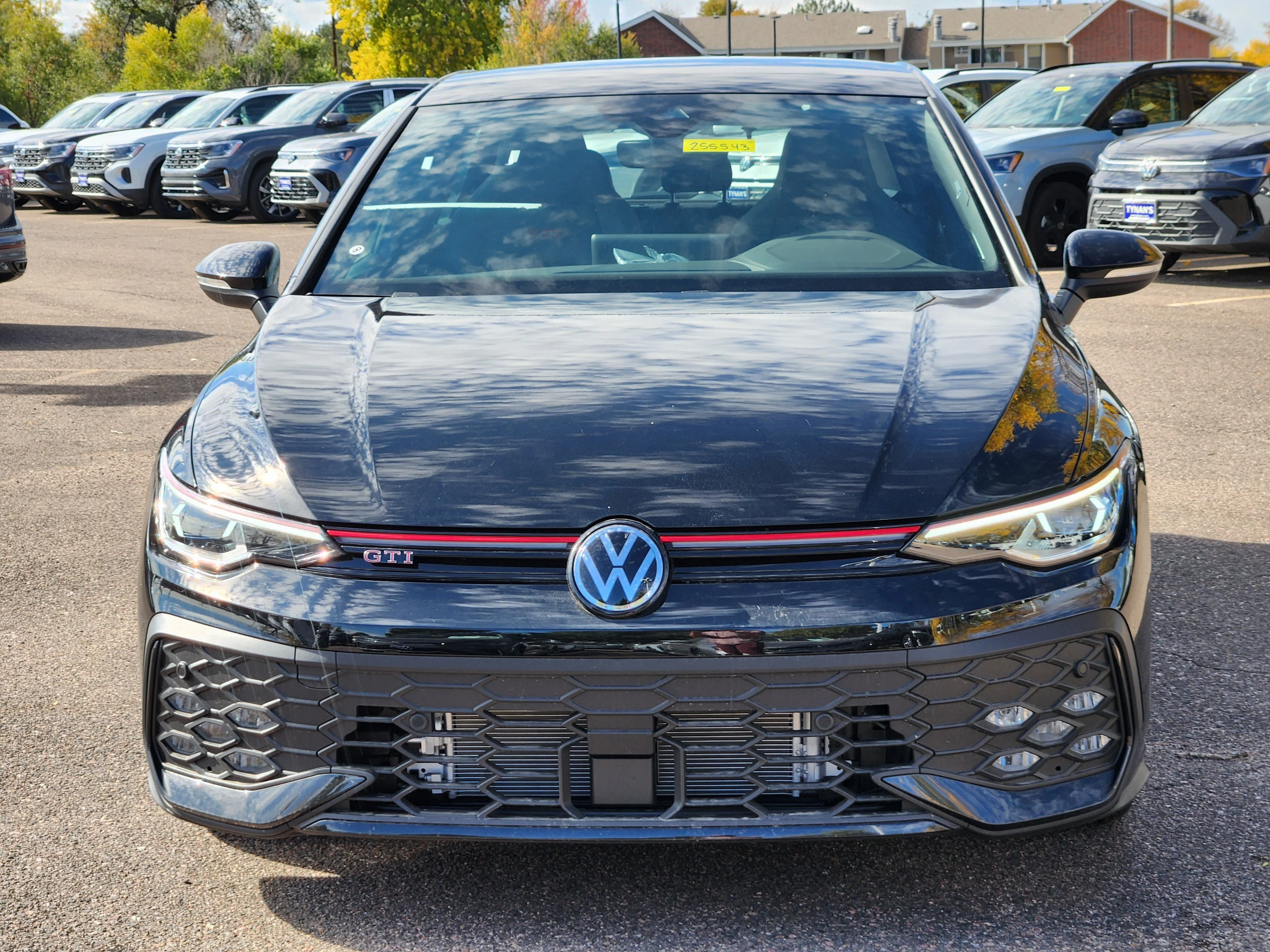2025 Volkswagen Golf GTI SE - Photo 6