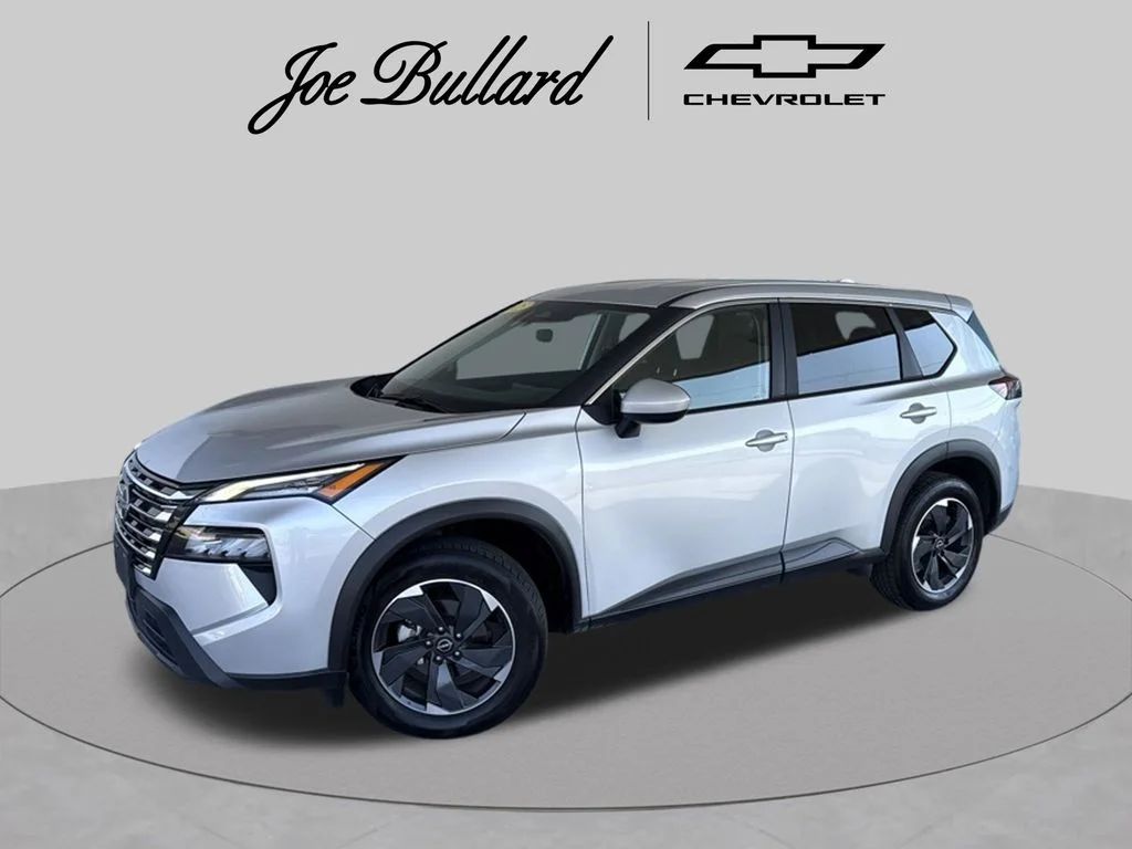 Used 2025 Silver Nissan SV image 1