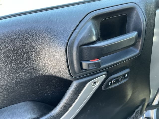 Used 2014 Gray Jeep Sahara image 17