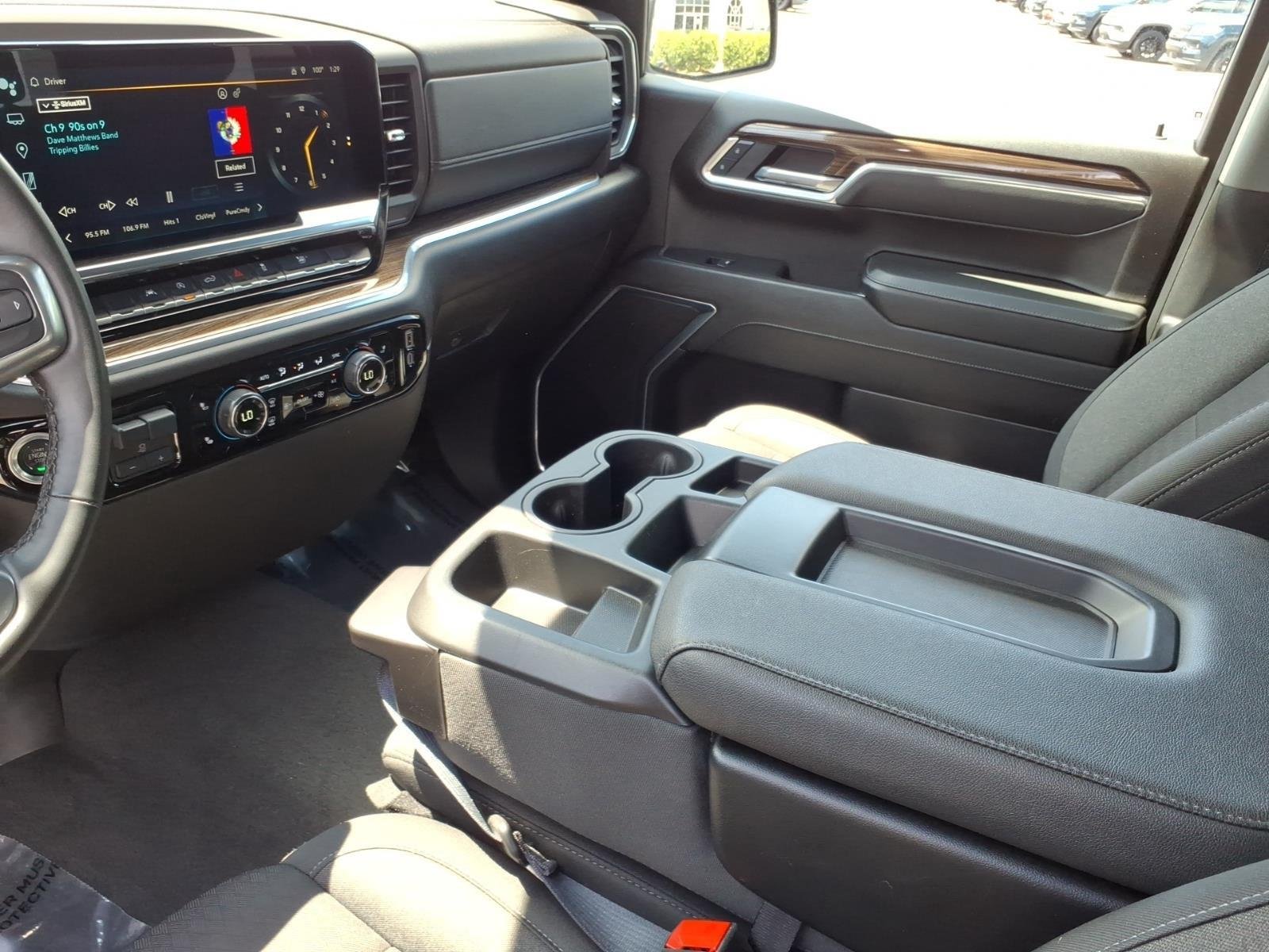 Used 2025 Black Chevrolet LT image 23