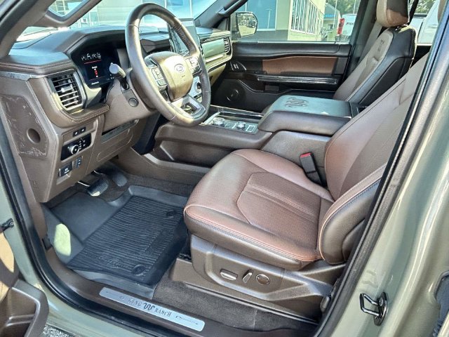 Used 2024 Green Ford King Ranch image 16