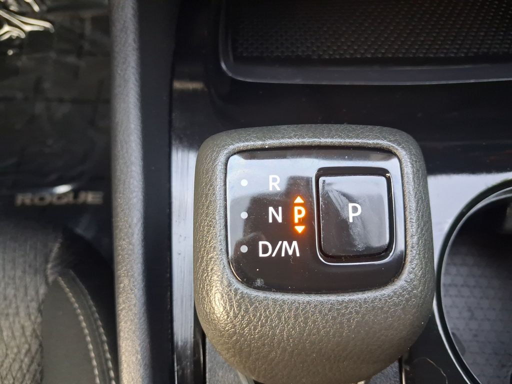Used 2024 Gray Nissan SV image 14