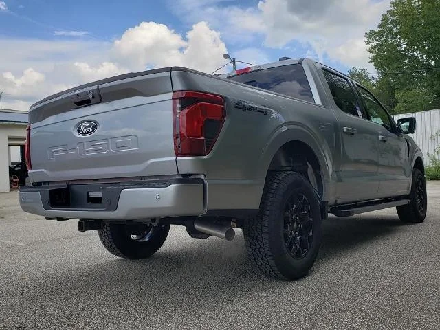 New 2026 Iconic Silver Metallic Ford XLT image 7