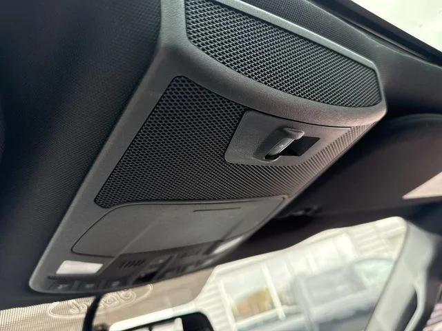 Used 2018 Black Ford XLT image 34