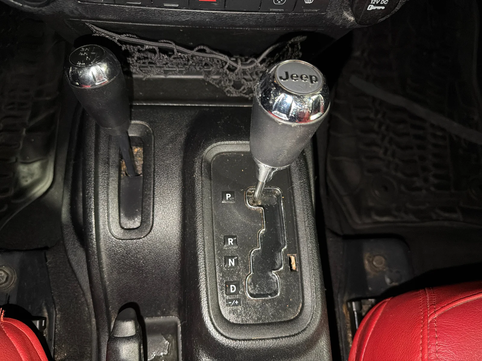 Used 2014 Anvil Clear Coat Jeep Rubicon X image 34