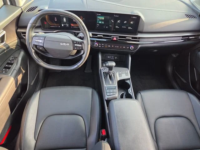 Used 2026 White Kia EX image 9