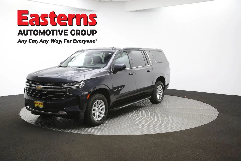 Used 2023 Gray Chevrolet LT image 57