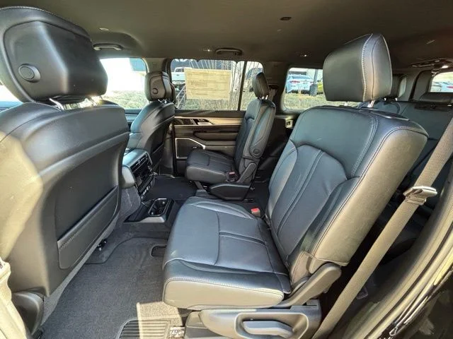 New 2026 High Gloss Black Jeep Limited Altitude image 13
