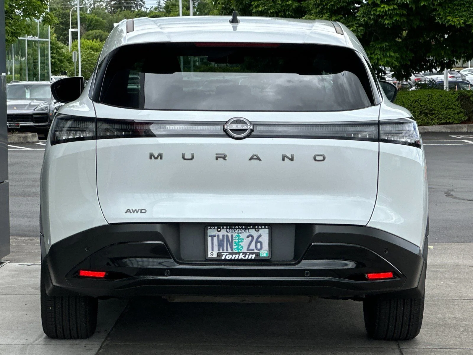 Used 2025 Everest White Pearl Tricoat Nissan SV image 4