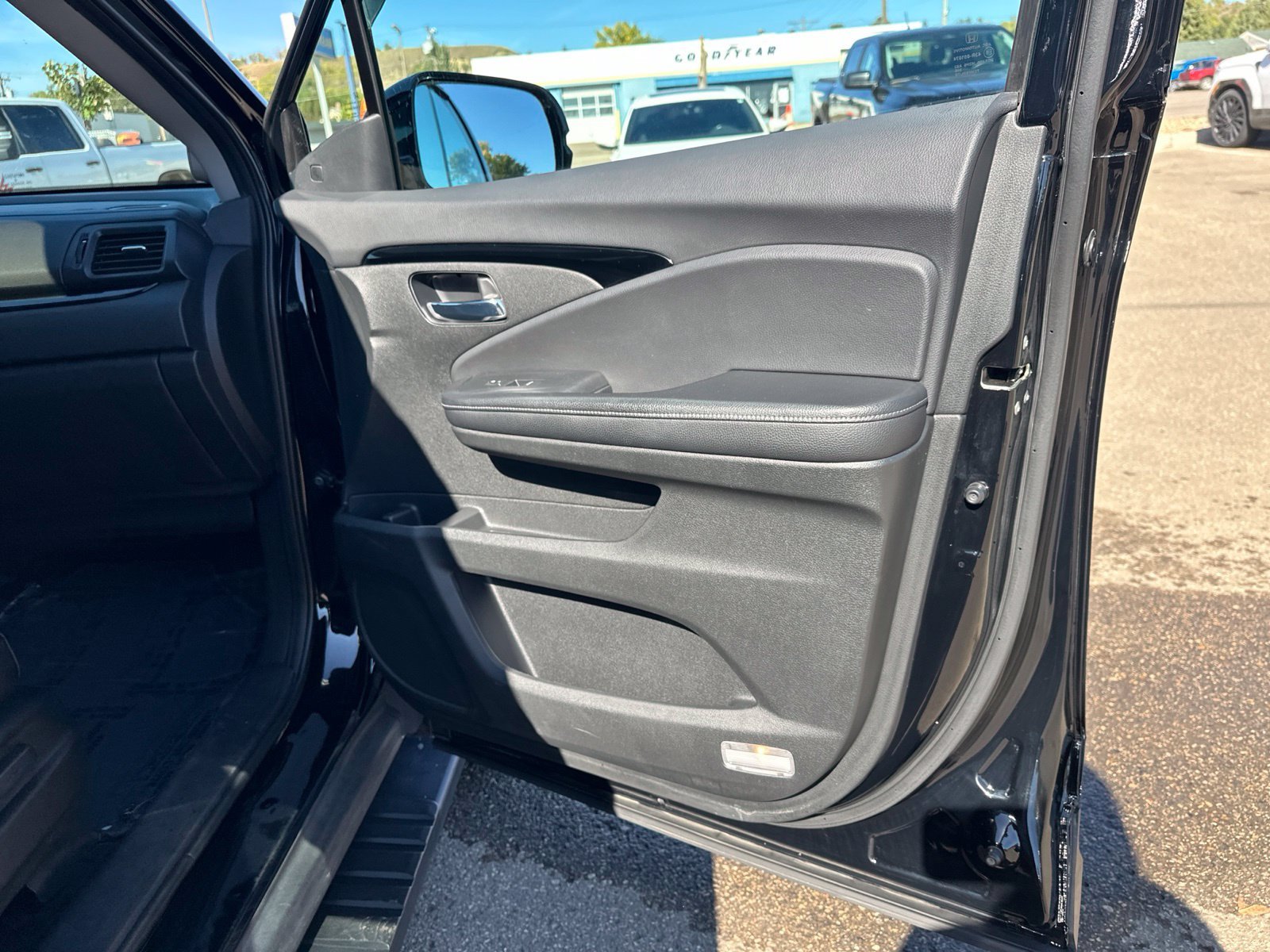 Used 2020 Brown Honda RTL-E image 38