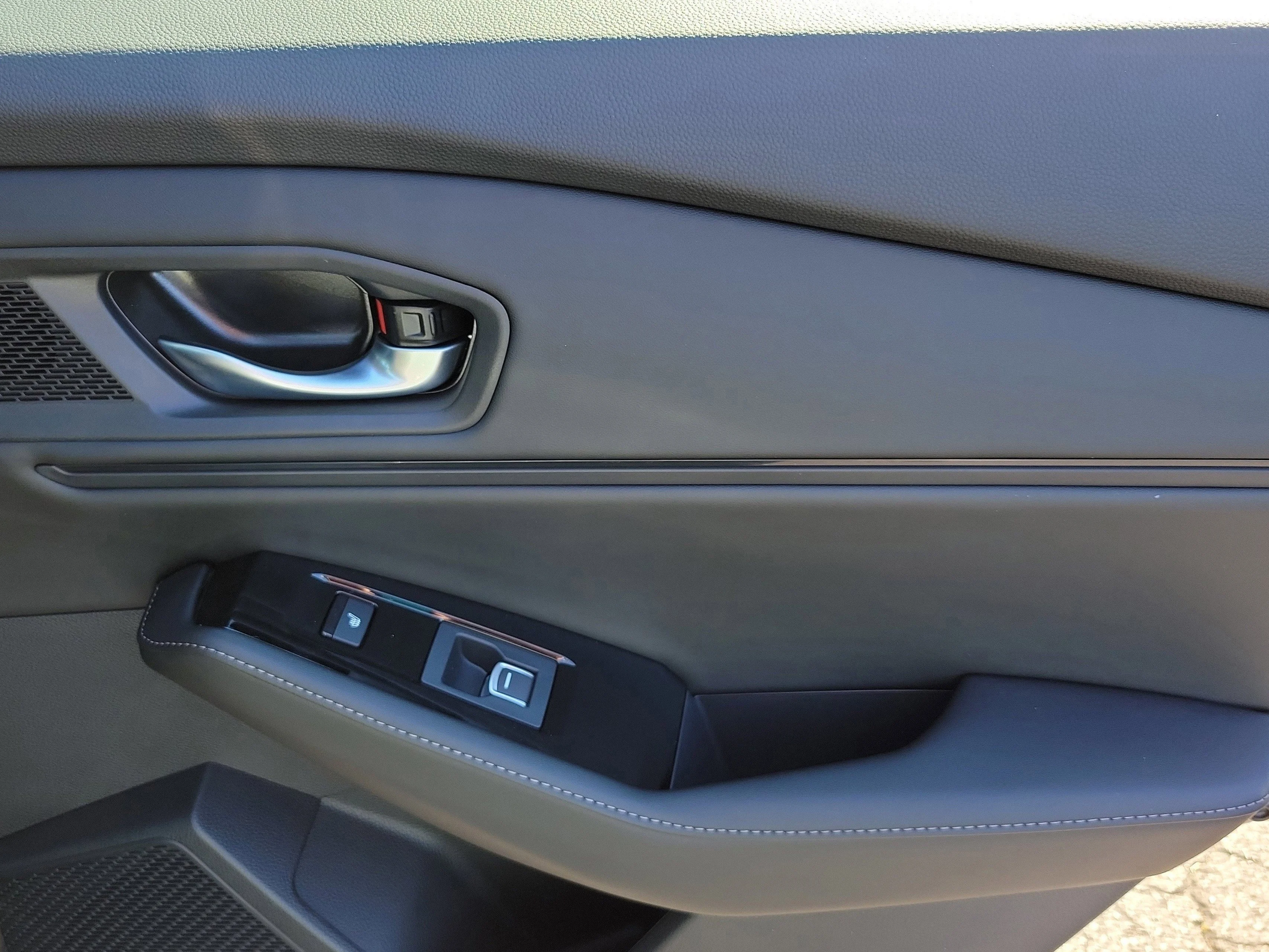 2026 Honda Accord Hybrid Touring - Photo 16