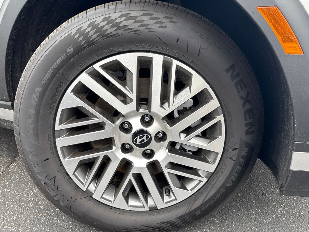 New 2026 White Hyundai SEL Premium AWD image 8