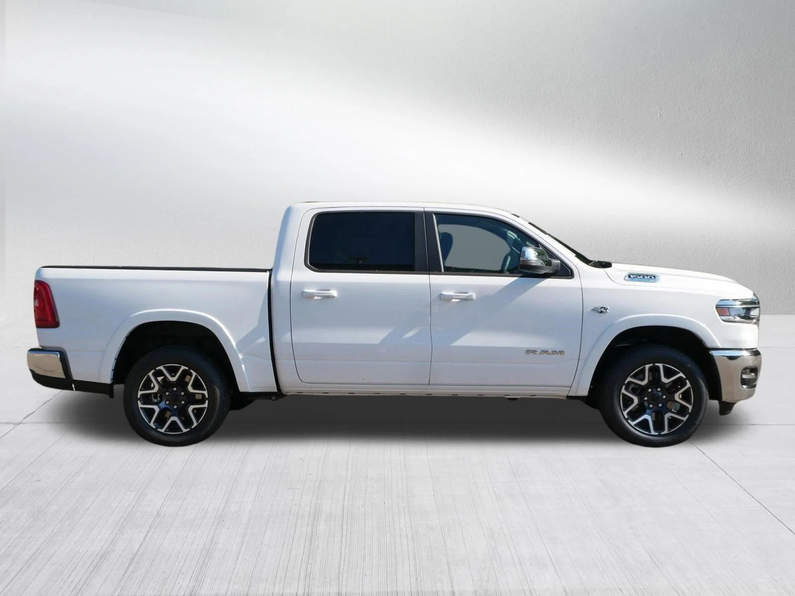 New 2026 Bright White Clear-Coat Exterior Paint RAM Laramie image 8