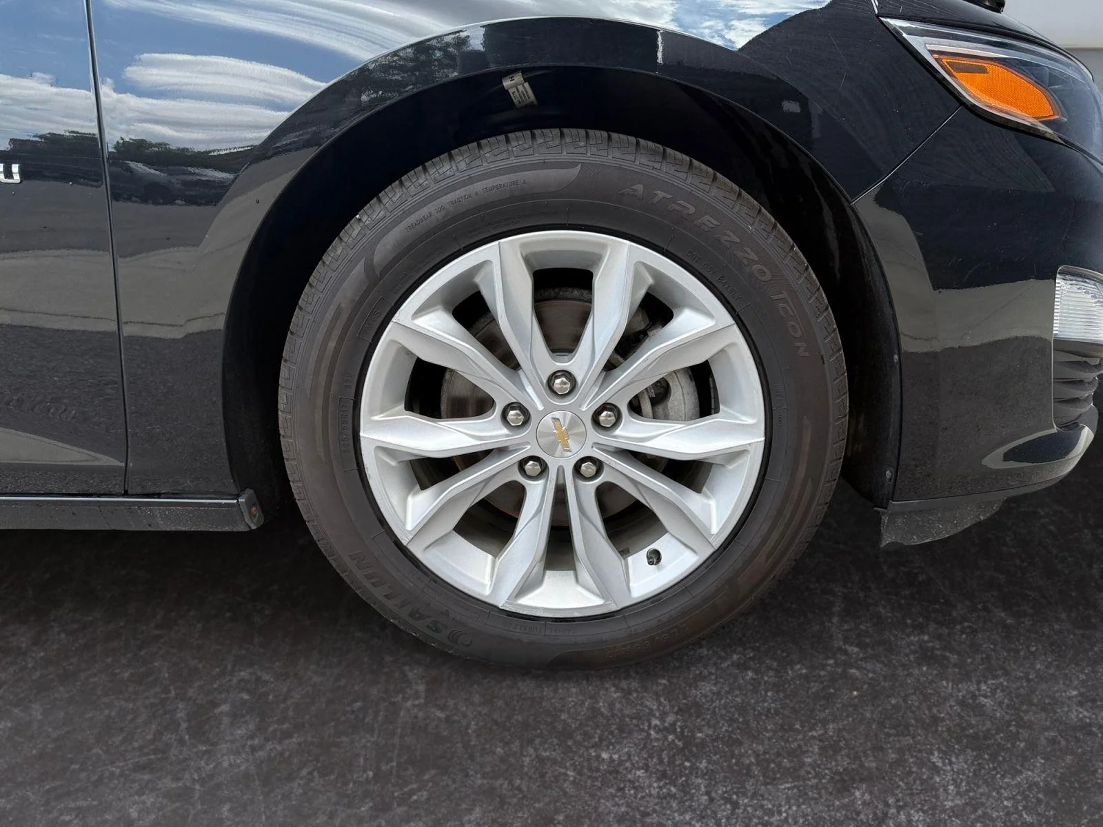 Used 2023 Mosaic Black Metallic Chevrolet LT image 15