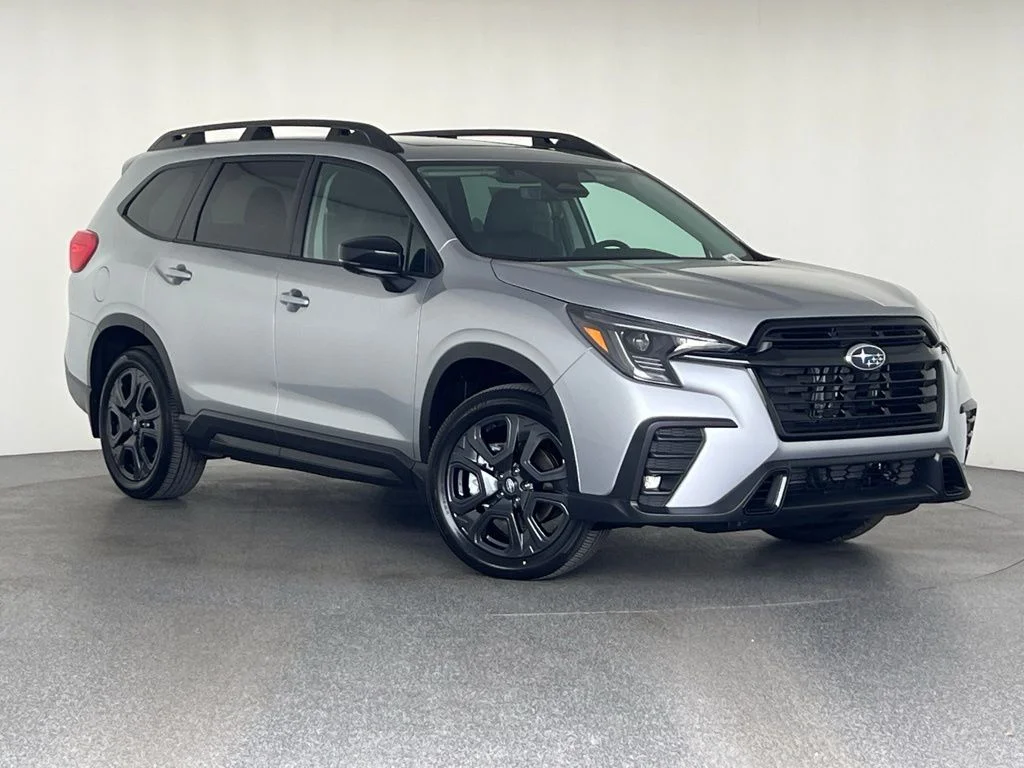 New 2026 ICE SILVER METALLIC Subaru Onyx Edition Touring 7-Passenger image 40