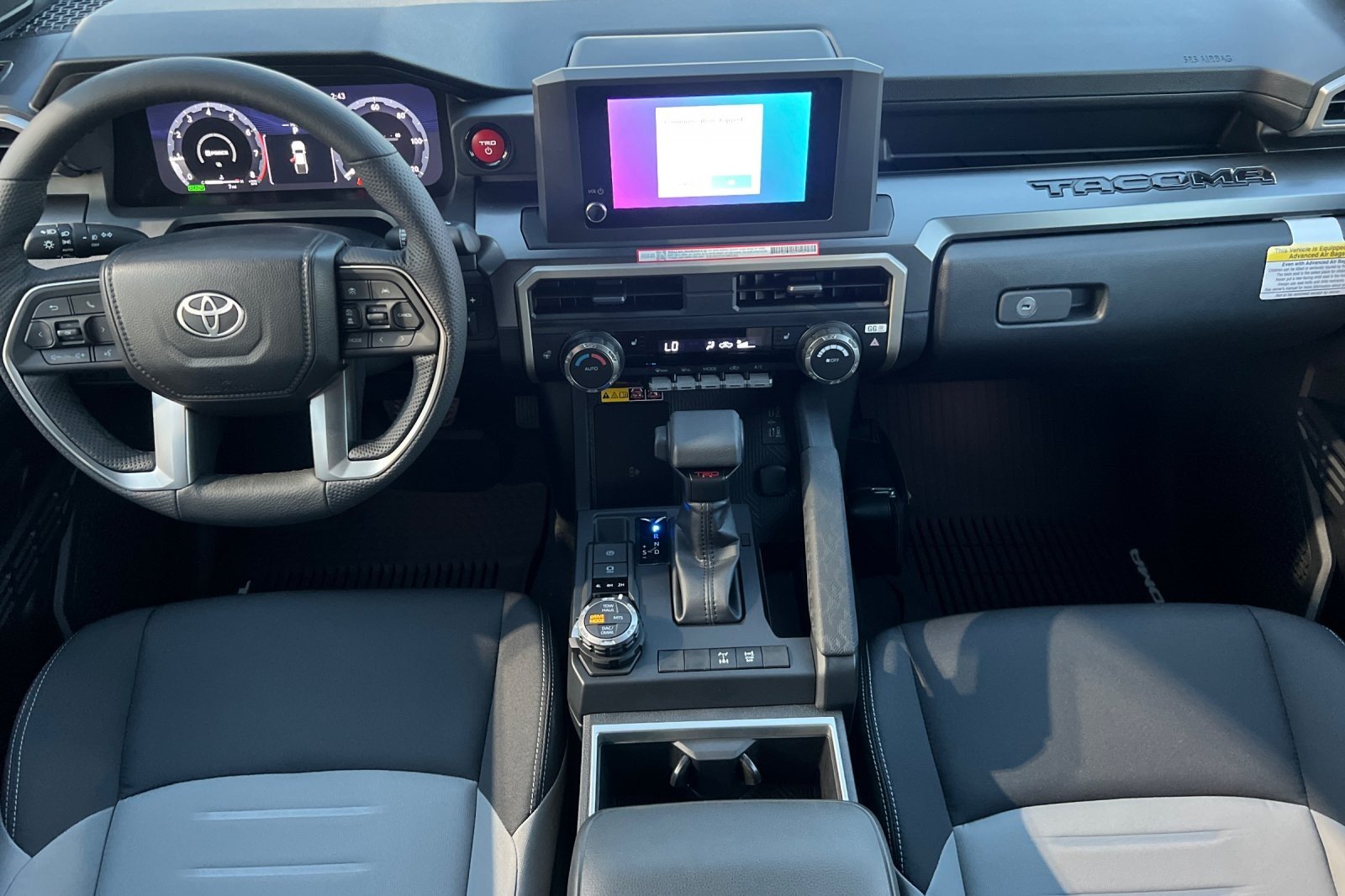 2025 Toyota Tacoma TRD Off Road - Photo 12