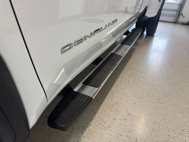 2025 GMC Sierra 3500HD Denali - Photo 11