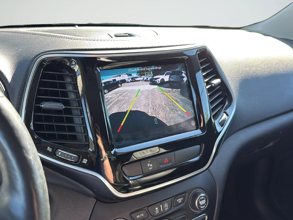 Used 2019 Black Jeep Limited image 11