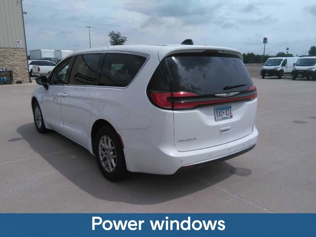 Used 2024 White Chrysler Touring L image 15