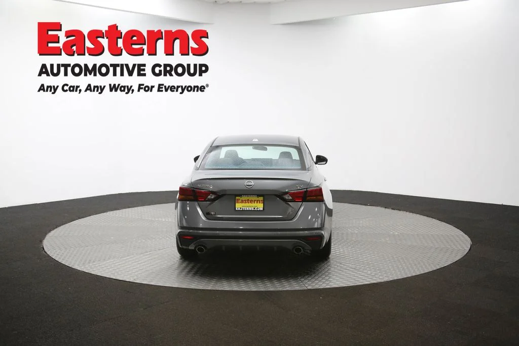 Used 2023 Gray Nissan 2.5 SV image 36