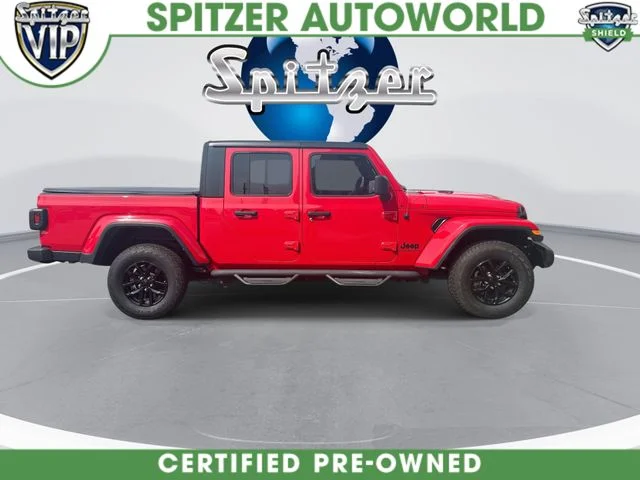 Used 2022 Red Jeep Sport image 10