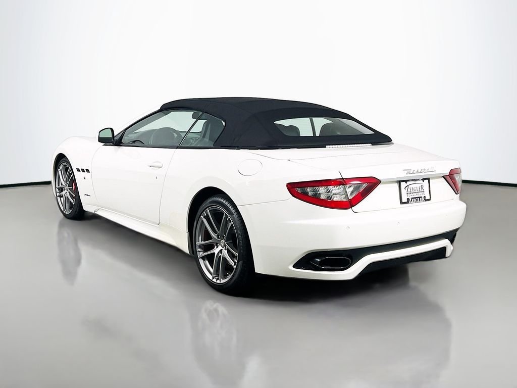 Used 2016 White Maserati Sport image 7