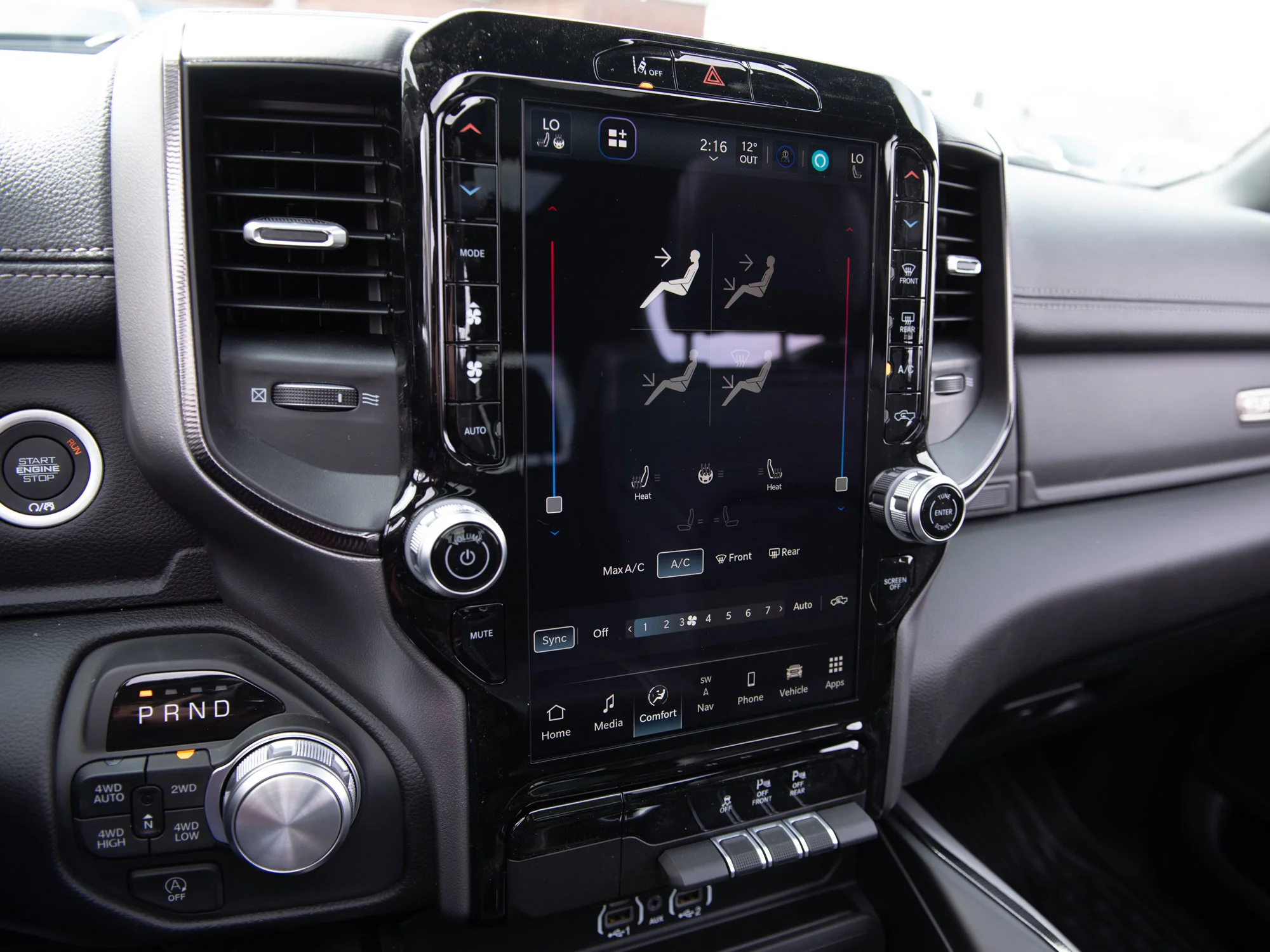 New 2026 Black RAM Sport* image 18