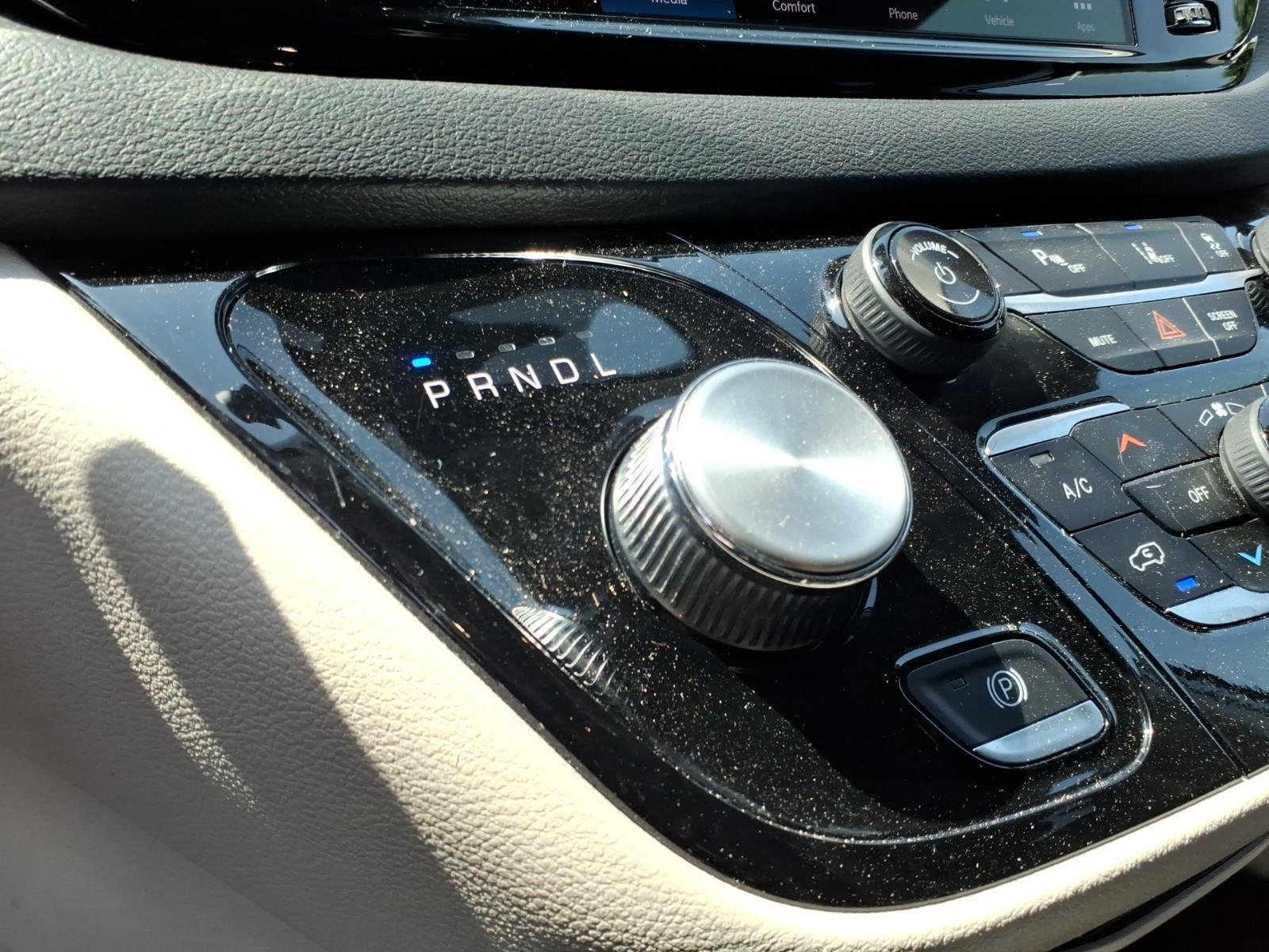 Used 2024 Silver Mist Clearcoat Chrysler Touring L image 7