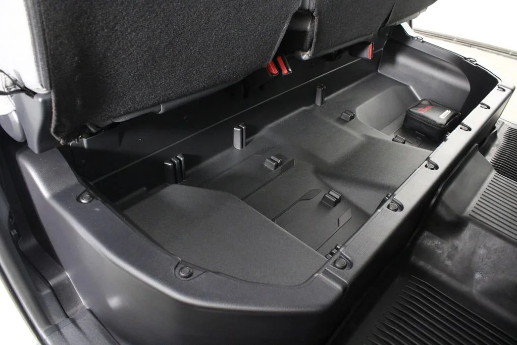Used 2025 White Toyota SR image 13