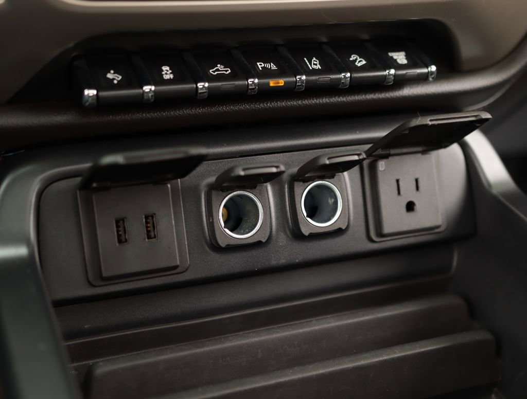 Used 2019 SUMMIT WHITE GMC Denali image 19
