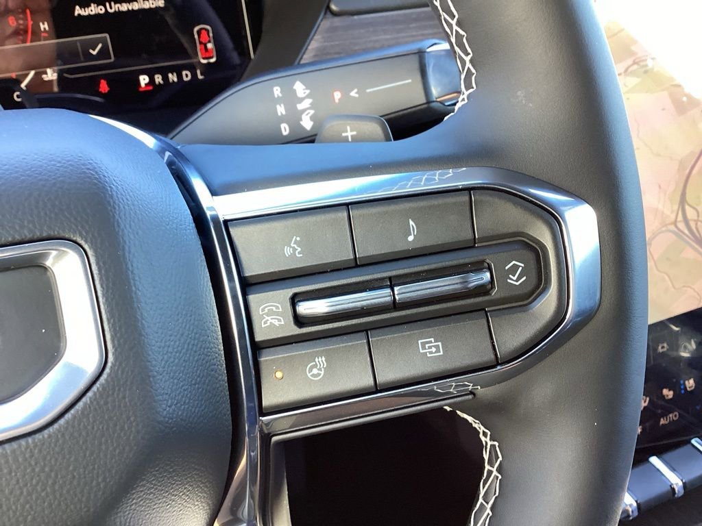 2026 GMC Acadia Denali - Photo 15