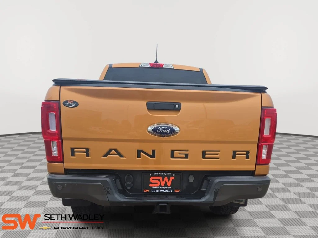 Used 2019 Orange Ford XLT image 6