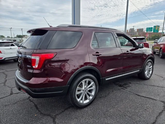 Used 2018 Burgundy Ford XLT image 8