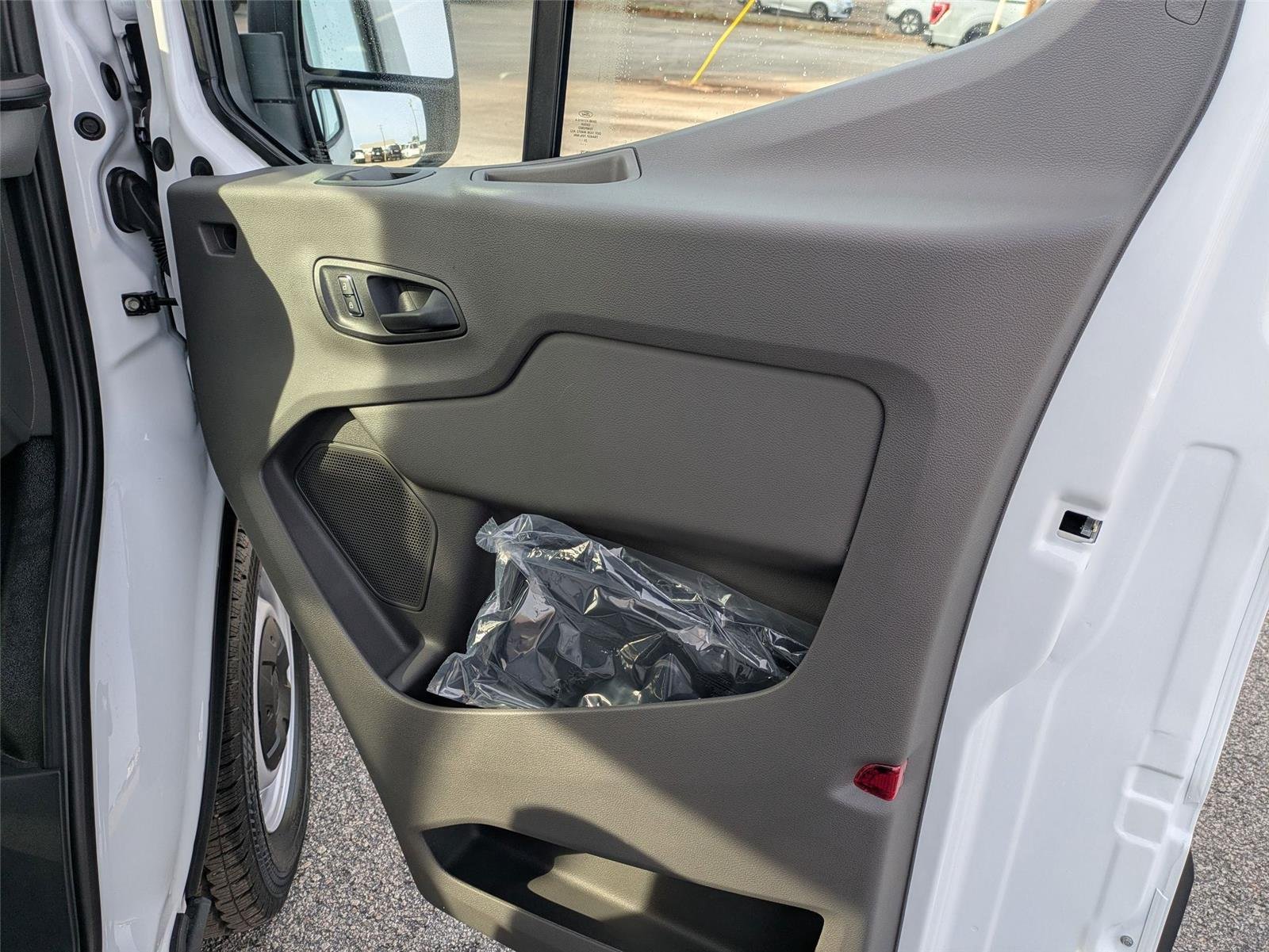 New 2026 Oxford White Ford Cargo Van image 24