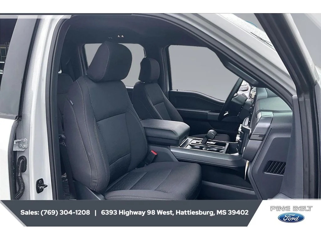 New 2026 Avalanche Ford XLT image 6