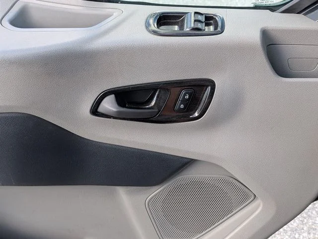 2015 Ford Transit Base - Photo 27