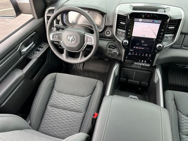 New 2026 Diamond Black Crystal Pearl-Coat Exterior Paint RAM Big Horn/Lone Star image 14