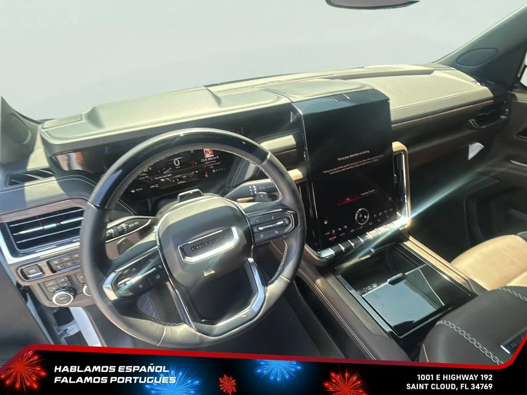 Used 2026 Glacier White Tricoat GMC Denali Ultimate image 18